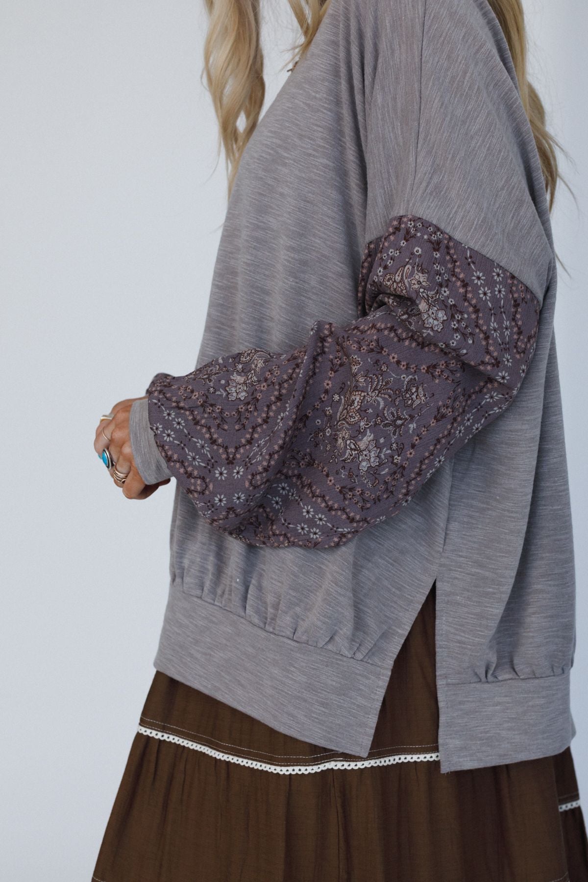 The Nest Cozy Haven Top - Brown Grey OG