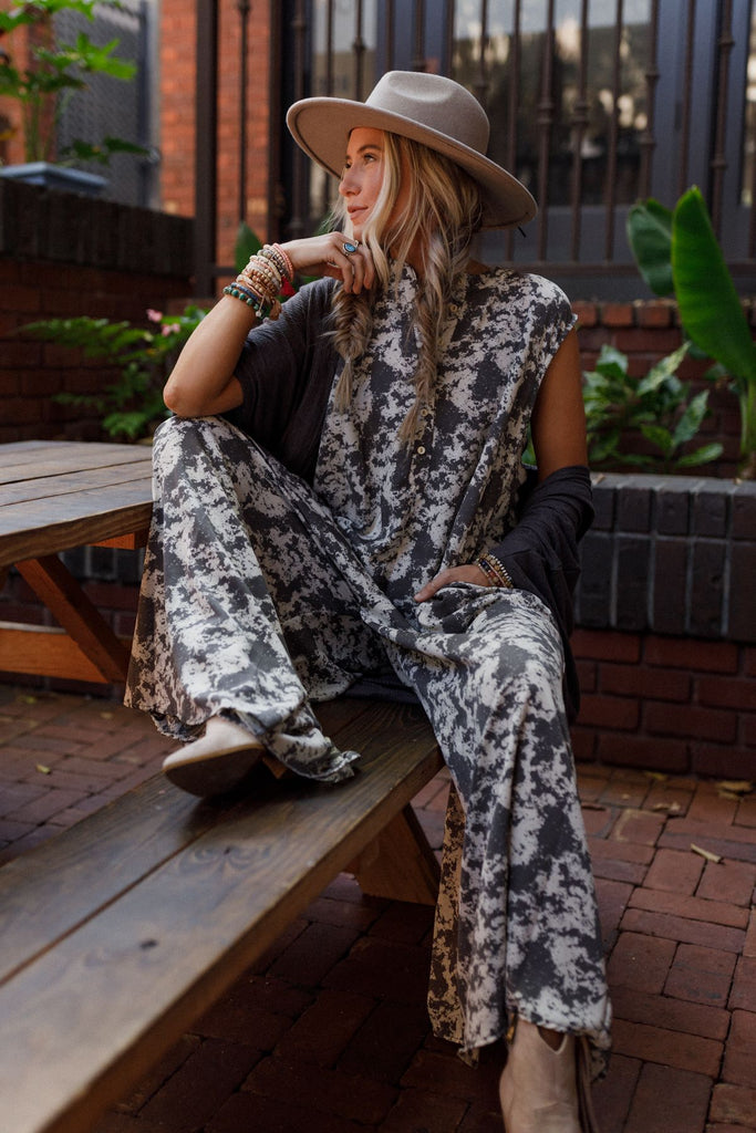 Daphne Printed Jumpsuit - Gray