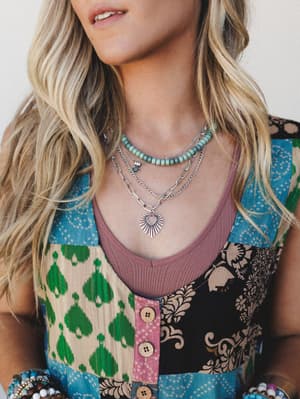 Viktoria Layered Necklace: viktoria-layered-necklace-green/Green