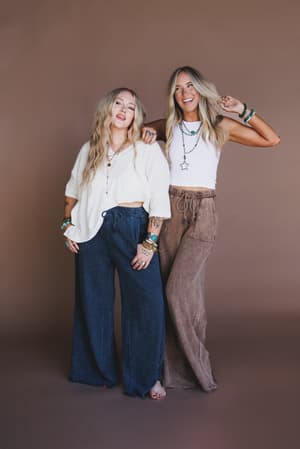 copy-of-relaxing-robin-wide-leg-pant-new-mocha/New Mocha