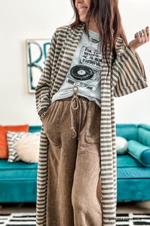 copy-of-relaxing-robin-wide-leg-pant-new-mocha/New Mocha