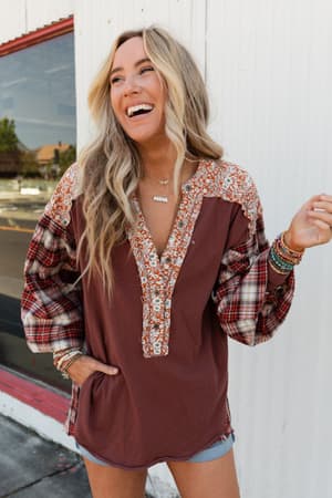 Better Together Mixed Print Top: better-together-mixed-print-top-apple-wood/Apple Wood
