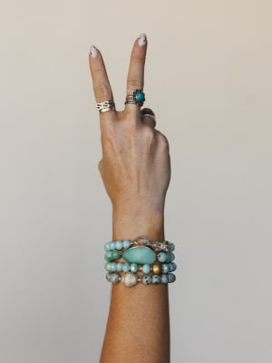 Julia Bracelet Set: undefined