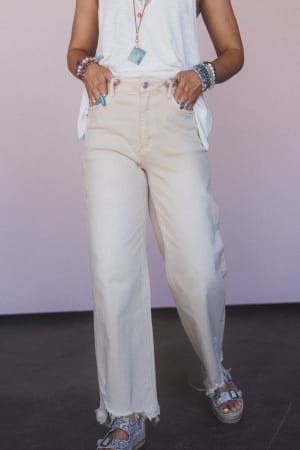 aero-distressed-jeans-beige/Beige