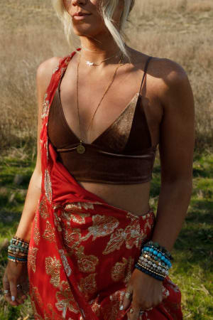 mod-velvet-bralette-mocha/Mocha