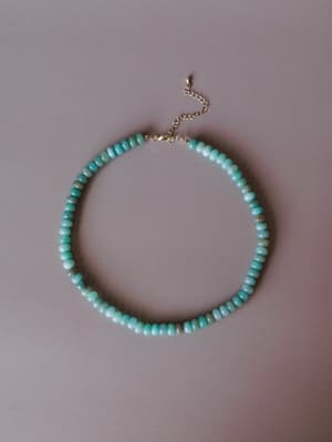 Bloom and Glow Beaded Necklace: Turquoise