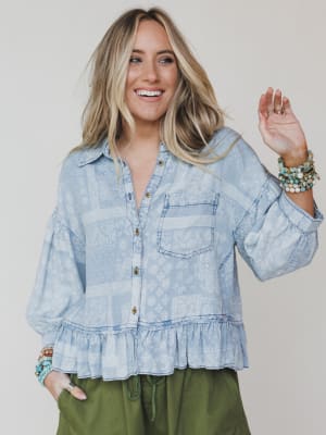 Time to Arrive Top - Light Denim L / Light Denim