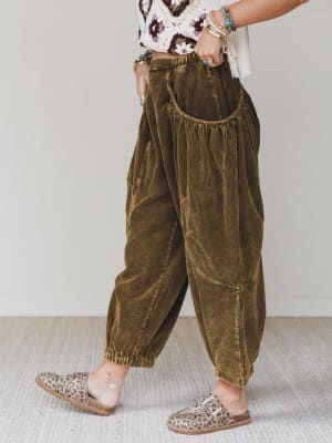the-nest-nora-gathered-barrel-corduroy-pant-olive/Olive