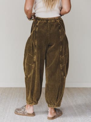 the-nest-nora-gathered-barrel-corduroy-pant-olive/Olive