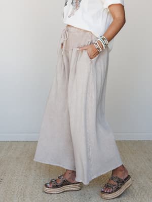 Quiet Muse 2 Piece Bundle - Taupe