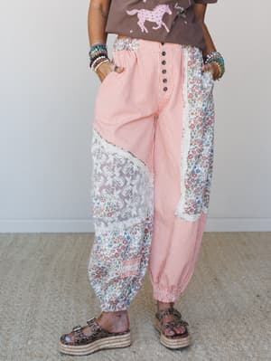 Petalia Garden Pants: petalia-garden-pants-orange-stripe/Coral