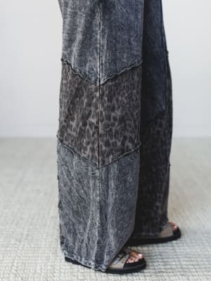 Printed Spirit Wide Leg Pants - Ash Black S / Ash Black