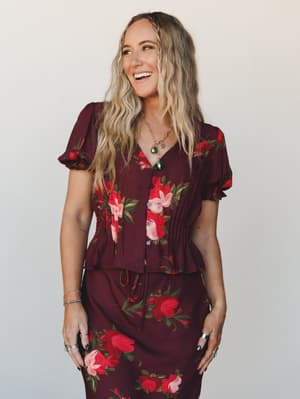 Fall Moment Blouse: Wine