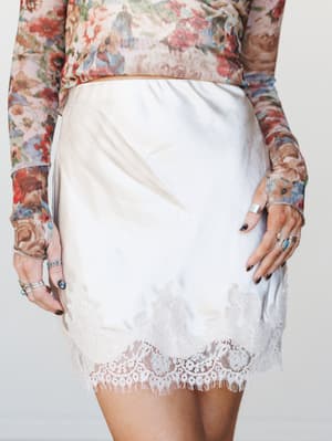 Smooth Lace Skirt: Pearl
