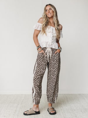 Roam Wild 2 Piece Bundle: undefined