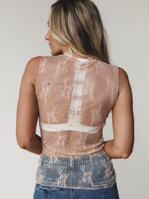 Hopeful Song Tank
- Soft Peach S / Soft Peach