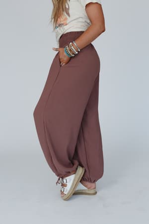 oceana-cinched-pants-mocha/Mocha