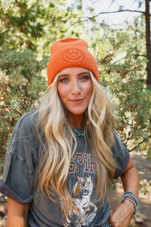nesta-smiley-beanie-orange/Orange