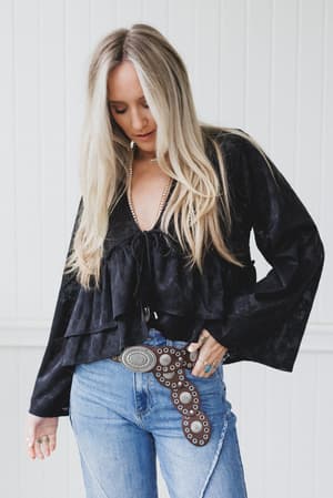 the-nest-wildflower-drift-top-black/Black