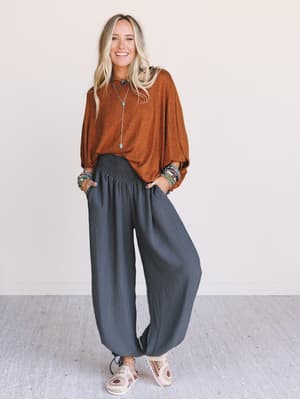 the-nest-oceana-cinched-pants-grey-olive/Dark Gray