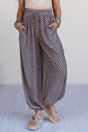 the-nest-mystic-mirage-printed-joggers-black/Black