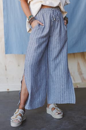 the-nest-soul-spark-wide-leg-pants-black/Black