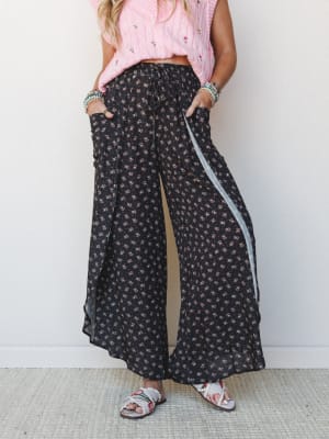The Nest Wandering Flower Side Slit Pant: undefined