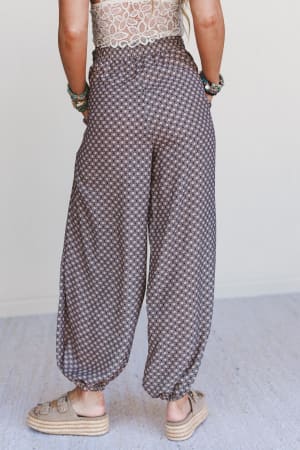 the-nest-mystic-mirage-printed-joggers-black/Black