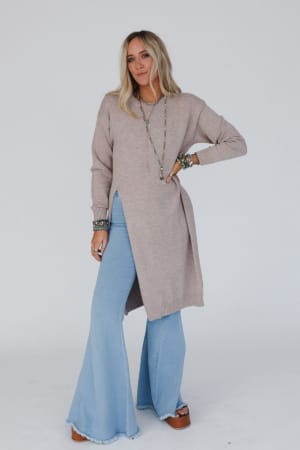 Alaia Longline Pullover: undefined