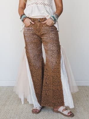 Wild Knit Spring 2 Piece Bundle - Camel Leopard