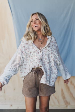 Floral Fantasia Button Down Top: floral-fantasia-button-down-top-cream/Cream