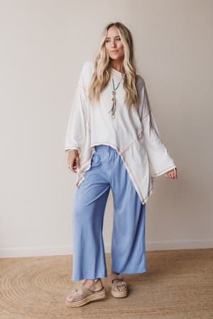 solana-solid-wide-leg-pants-blue/Blue