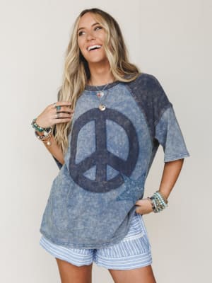 Peace and Dreams Tee: undefined