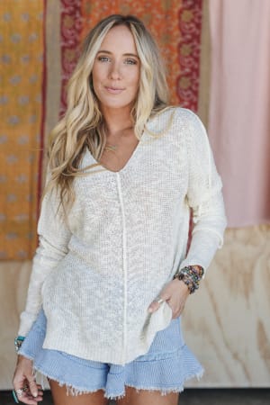 moonlit-layers-v-neck-top-ivory/Ivory