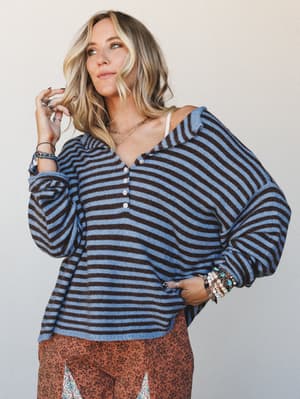 Halo Linen Long Sleeve Top: Navy