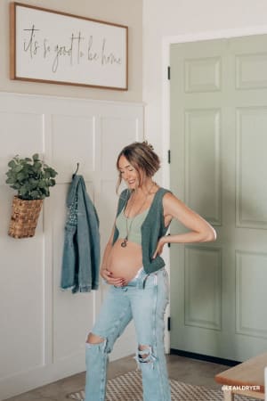 dora-low-back-seamless-bralette-sage/Sage