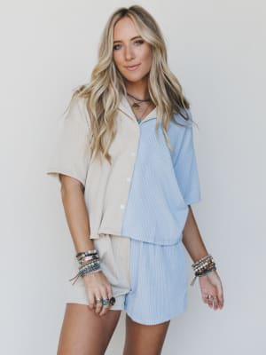 The Nest Vibes Color Block Short Set: undefined