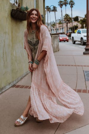 Paisley Tapestry Free Flow Duster Kimono: undefined