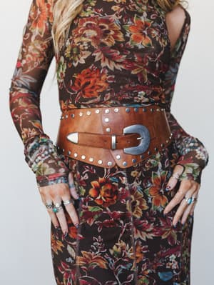 Wild Run Studded Wide Belt: wild-run-studded-wide-belt-camel/Camel