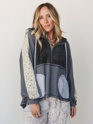 Summit Star Fleece Top: undefined