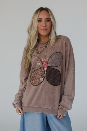 flutterby-pullover-top-mocha/Mocha