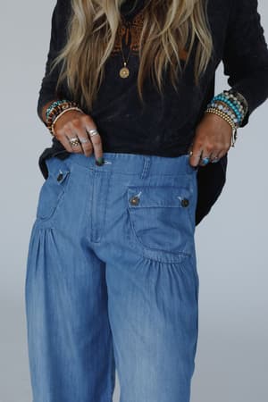 east-bay-loose-fit-cargo-jeans-blue-dark-wash/Blue Dark Wash