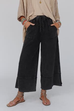 Easy Going Wide Leg Palazzo Pant: Black