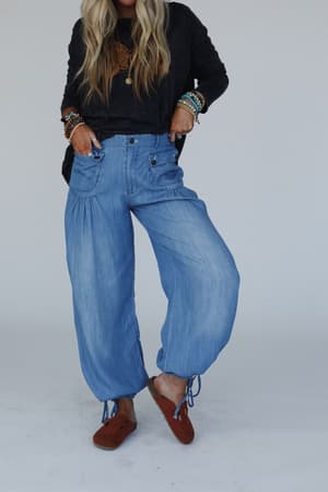 east-bay-loose-fit-cargo-jeans-blue-dark-wash/Blue Dark Wash