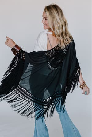 Dreamy Macramé Kimono: dreamy-macrame-kimono-1/Black