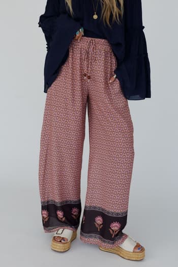the-nest-true-wanderer-pants-dusty-rose/Red