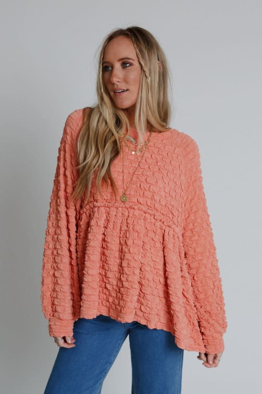 TEXTURED BABYDOLL TOP